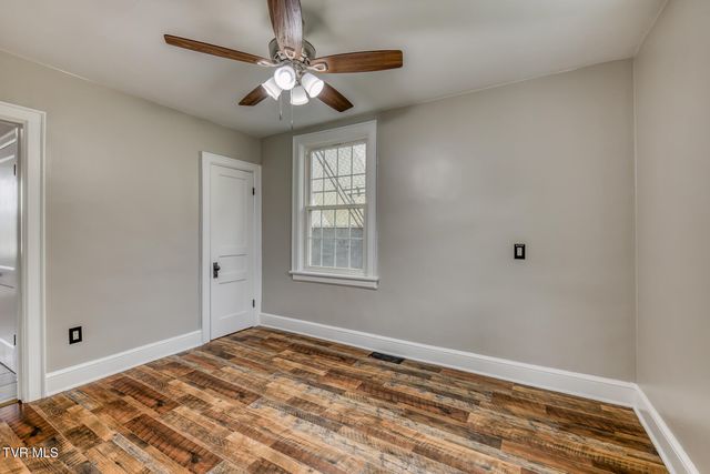 1021 West Main Street, Abingdon, VA 24210