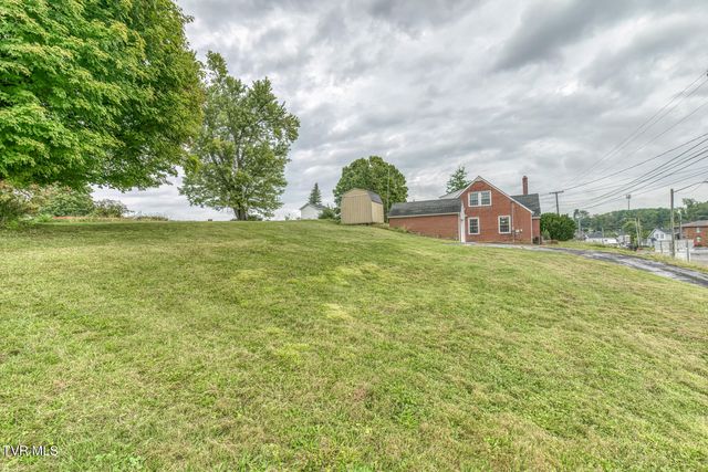 1021 West Main Street, Abingdon, VA 24210