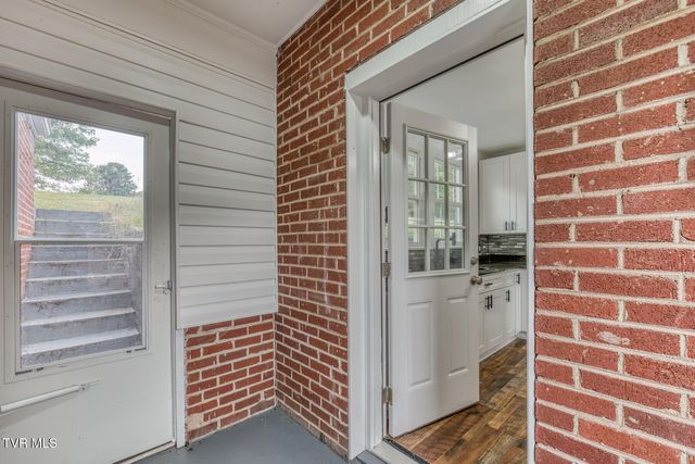 1021 West Main Street, Abingdon, VA 24210