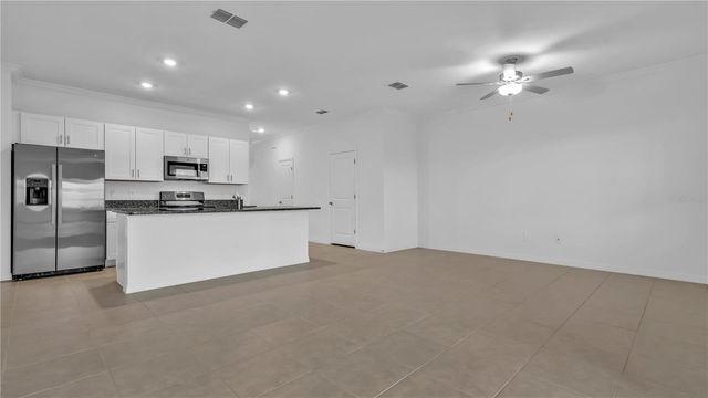 8948 GALLANTREE PLACE, Land O Lakes, FL 34637