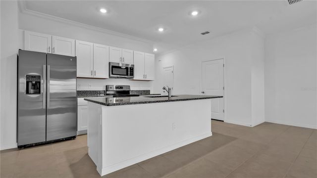 8948 GALLANTREE PLACE, Land O Lakes, FL 34637