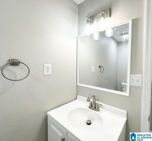 98 DRY HOLLOW ROAD W, Centreville, AL 35042