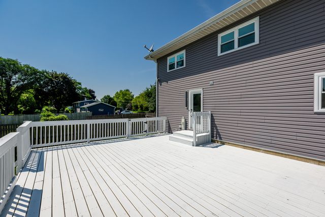 3491 Keith Avenue, Gurnee, IL 60031