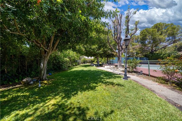 1531 Rodeo Road, Arcadia, CA 91006