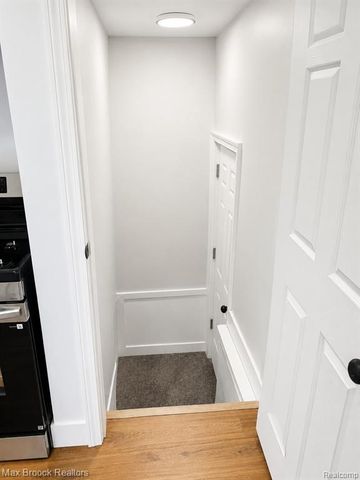 308 S Marshall Street, Pontiac, MI 48342