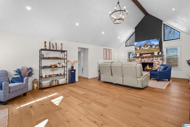 351 CANOE CREEK ROAD, Rainbow City, AL 35906