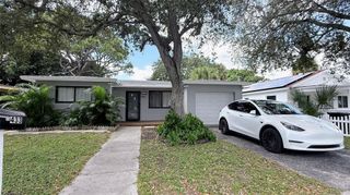 433 NW 15th Way, Fort Lauderdale, FL 33311