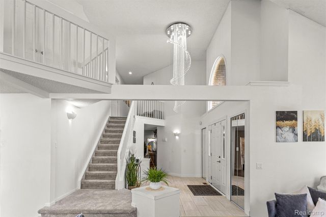 8140 N Pointe Court, Canton Charter Township, MI 48187