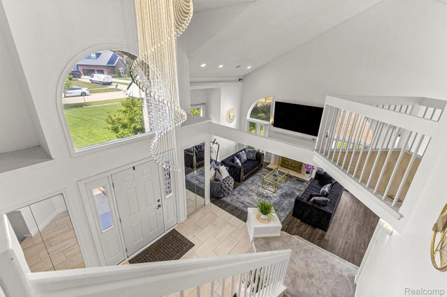 8140 N Pointe Court, Canton Charter Township, MI 48187