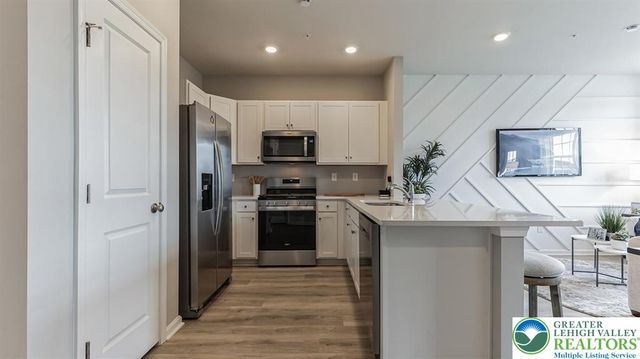 1244 Susan Circle, Upper Macungie Twp, PA 18031