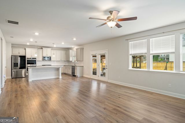 3477 Spruce Way SW, South Fulton, GA 30331