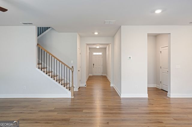 3477 Spruce Way SW, South Fulton, GA 30331
