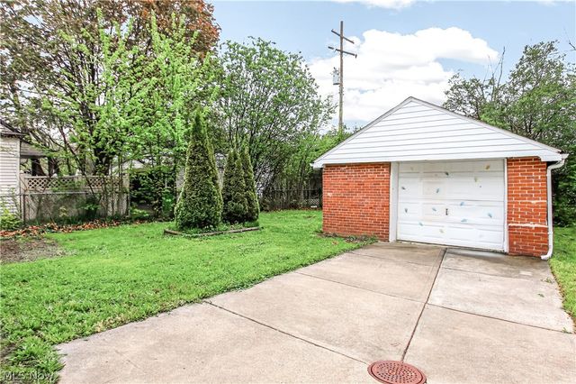 9304 Plymouth Avenue, Garfield Heights, OH 44125