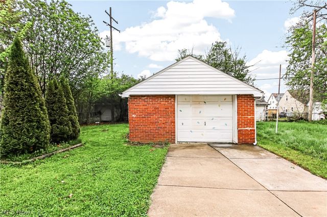 9304 Plymouth Avenue, Garfield Heights, OH 44125