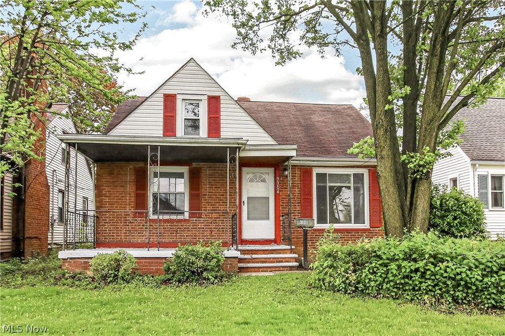9304 Plymouth Avenue, Garfield Heights, OH 44125