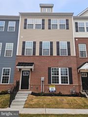 235 SMITHWORKS BLVD, Phoenixville, PA 19460