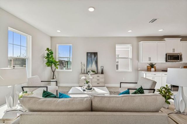 17329 BEACHGRASS ALLEY, Winter Garden, FL 34787