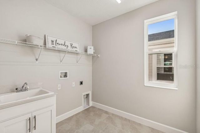 17329 BEACHGRASS ALLEY, Winter Garden, FL 34787