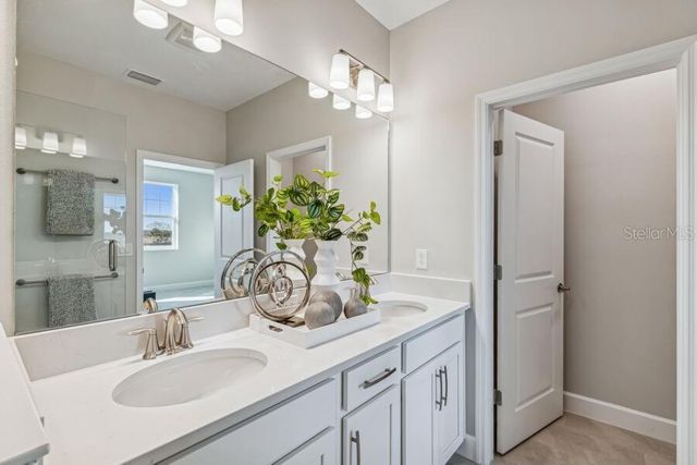 17329 BEACHGRASS ALLEY, Winter Garden, FL 34787