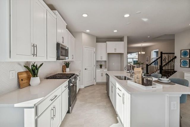 17329 BEACHGRASS ALLEY, Winter Garden, FL 34787