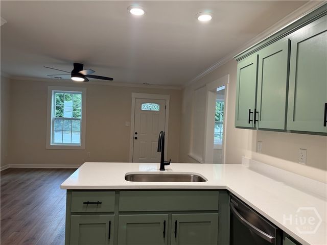 2019 Mississippi Avenue, Savannah, GA 31404
