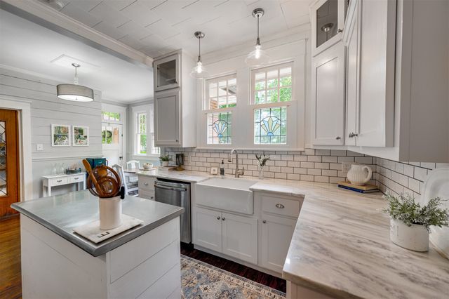 354 W Washington Street, Paris, TX 75460