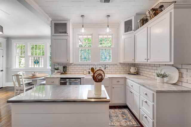 354 W Washington Street, Paris, TX 75460