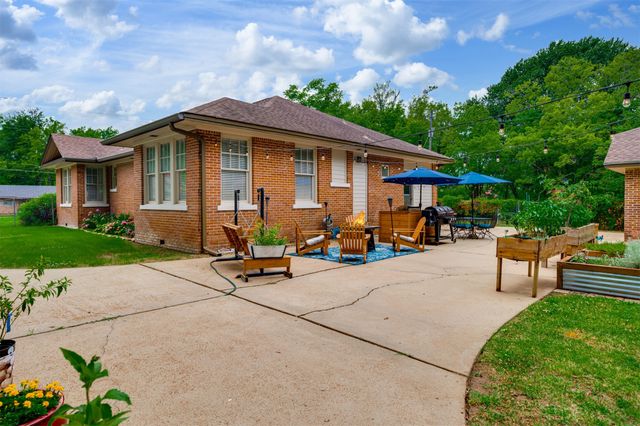 354 W Washington Street, Paris, TX 75460