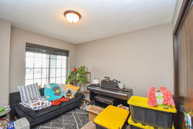 4413 S Tribbey Trl Trail, Sioux Falls, SD 57106