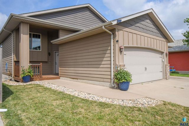 4413 S Tribbey Trl Trail, Sioux Falls, SD 57106