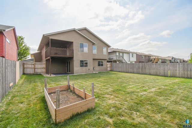 4413 S Tribbey Trl Trail, Sioux Falls, SD 57106