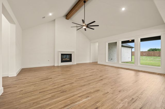 116 Oak Grove Lane, Boyd, TX 76023