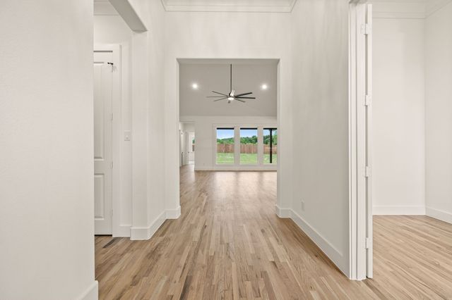 116 Oak Grove Lane, Boyd, TX 76023