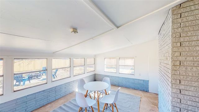 4736 Gholson Road, Waco, TX 76705
