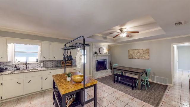 4736 Gholson Road, Waco, TX 76705
