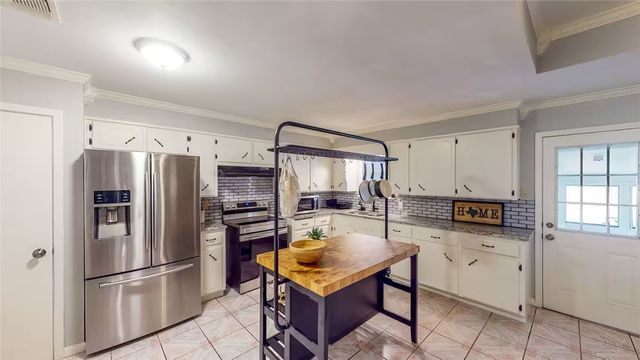 4736 Gholson Road, Waco, TX 76705