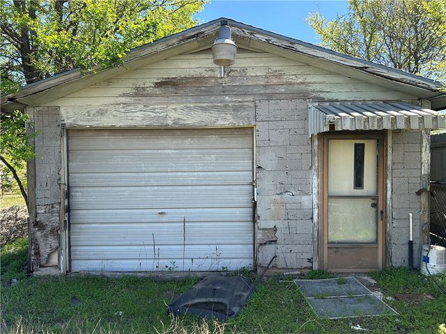 4736 Gholson Road, Waco, TX 76705