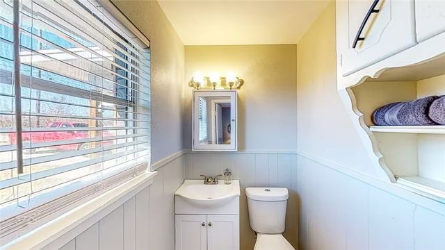 4736 Gholson Road, Waco, TX 76705