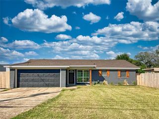 4736 Gholson Road, Waco, TX 76705