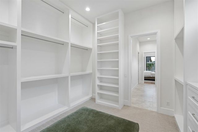 1722 Huntington Avenue, Nichols Hills, OK 73116