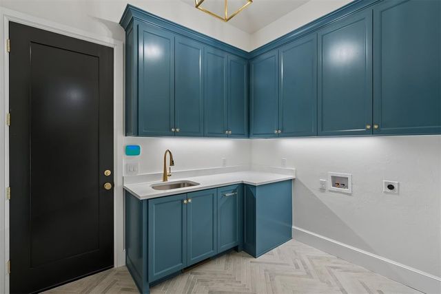 1722 Huntington Avenue, Nichols Hills, OK 73116