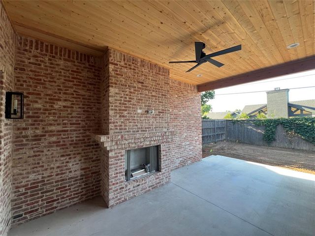 1722 Huntington Avenue, Nichols Hills, OK 73116