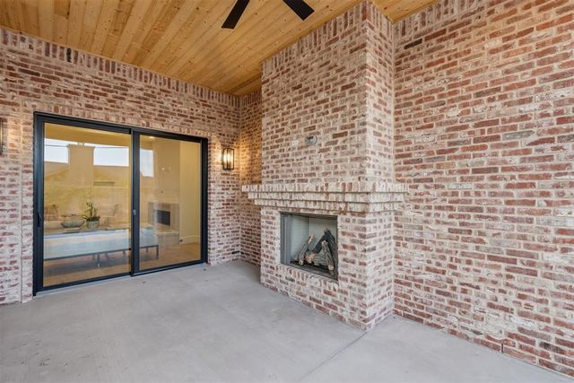 1722 Huntington Avenue, Nichols Hills, OK 73116