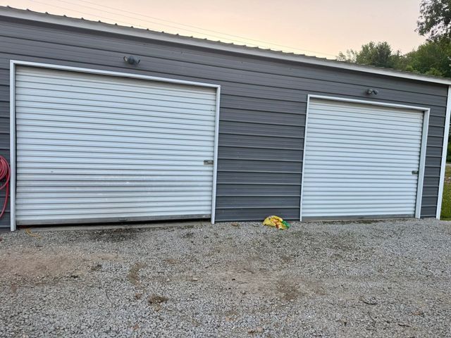 1881 Clifton Tpke, Waynesboro, TN 38485