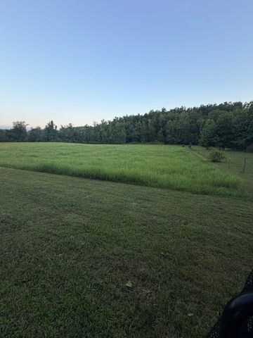 1881 Clifton Tpke, Waynesboro, TN 38485