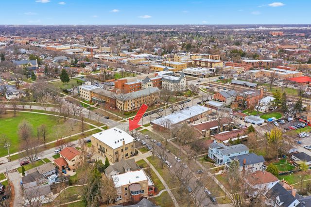 5962 N East Circle Avenue 7, Chicago, IL 60631