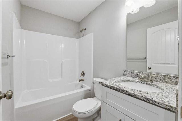 700 Summer Dawn Circle, Belton, MO 64012