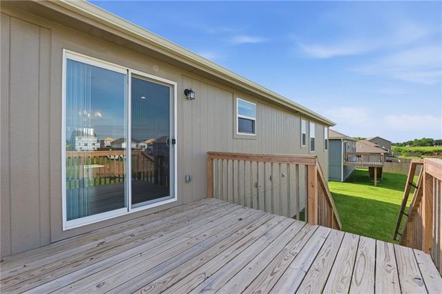 700 Summer Dawn Circle, Belton, MO 64012