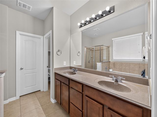 4711 Madrid DR, Georgetown, TX 78628
