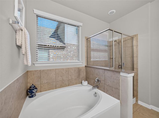 4711 Madrid DR, Georgetown, TX 78628